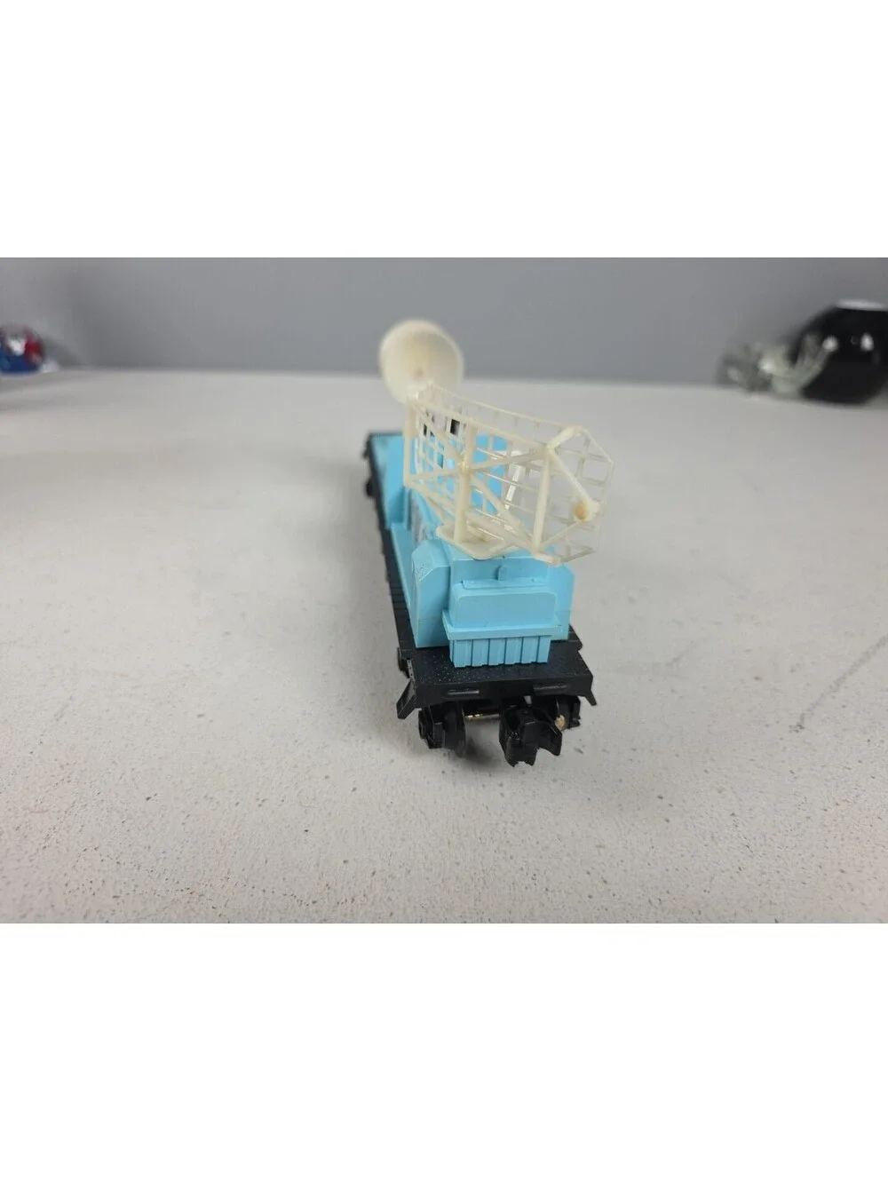 Lionel Train  - LASER L.A.S.E.R Operating RADAR Flat Car